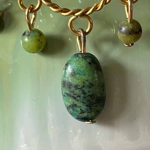 Handmade Green Dangle Earrings - Picture 2 of 2